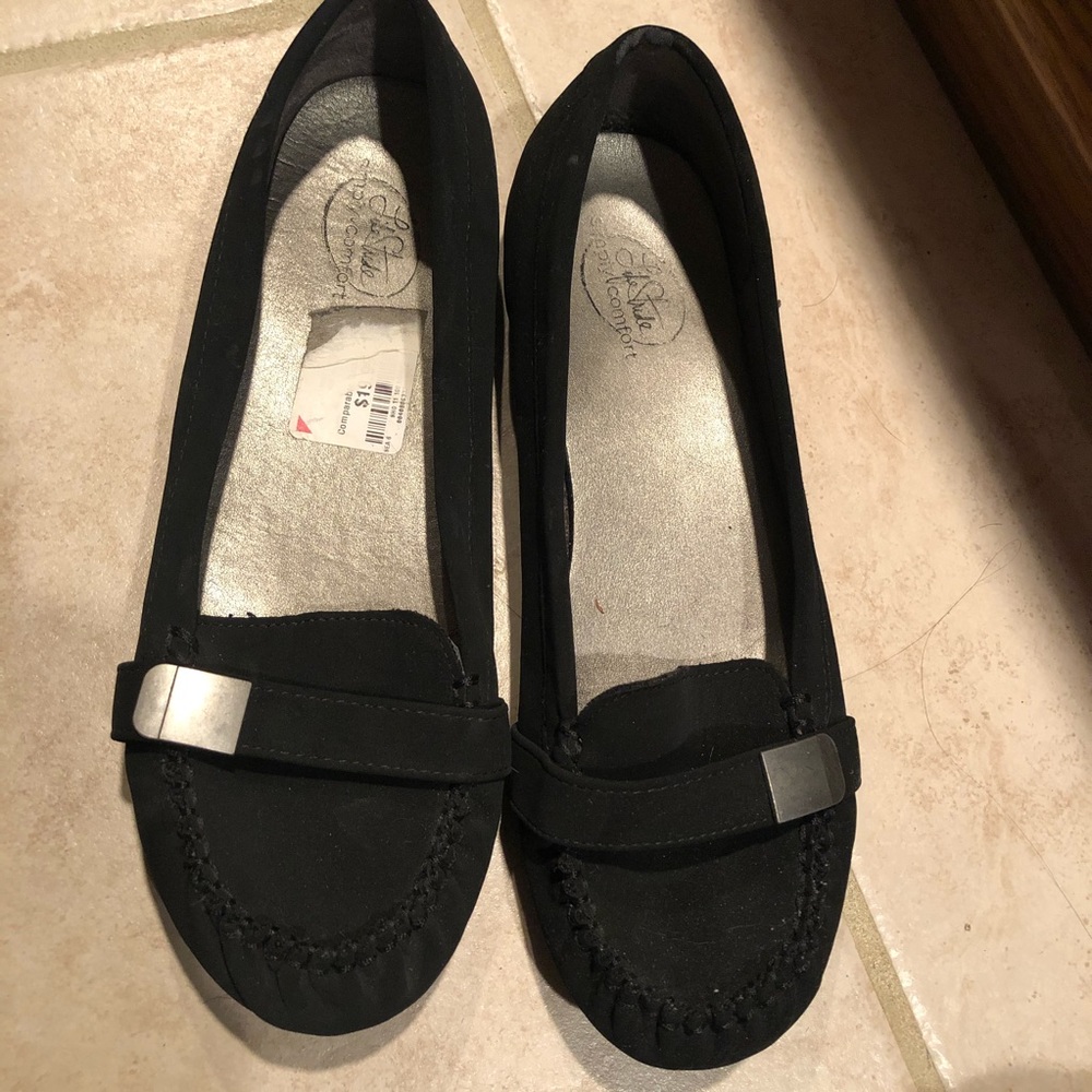 Black professional flats